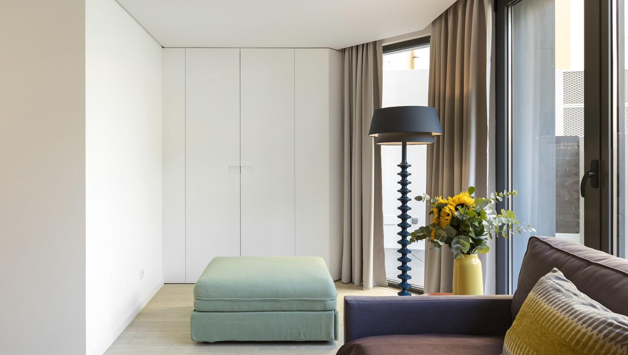 Lisbon Serviced Apartments - Parque Екстериор снимка